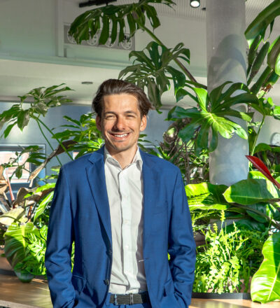 Professional Data Science Portrait with Alexis Lüthi: Data Engineer & Digital Solutions Manager, Schindler