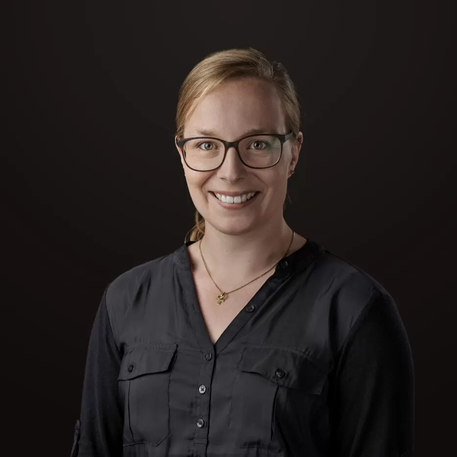 Sandra-Strebel-ta-portrait-1