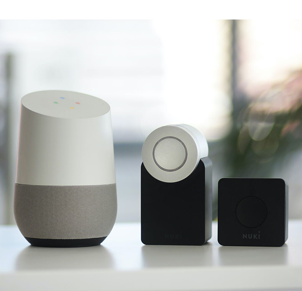 How Siri, Alexa and Co. are transforming our everyday lives: HSLU leads project on voice assistants